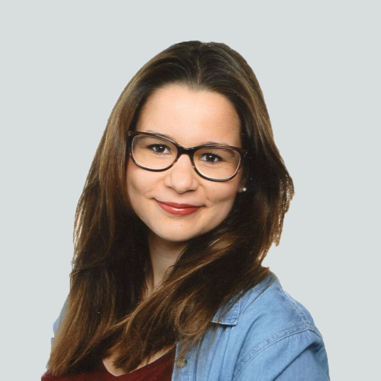 Sandra Haas - Absolventin des Bachelor-Studiengangs Medizintechnik, aktuell bei der Robert Bosch Packaging Technology GmbH